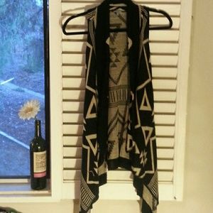 Charlotte Russe no sleeve cardigan