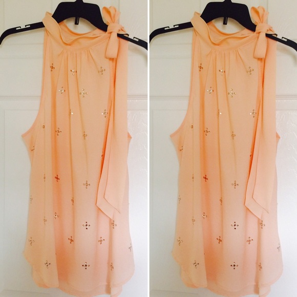 New York & Company Tops - Very elegant top 👌👌