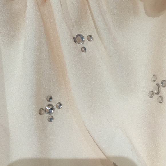 Very elegant top 👌👌 - Picture 3 of 3