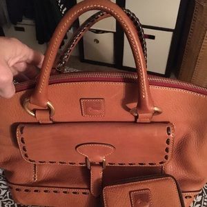 Dooney & Bourke