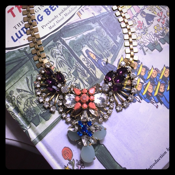 Gorgeous necklace