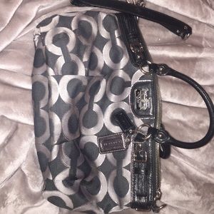 Small Coach purse good price!!