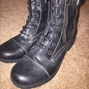 Guess Combat Boots