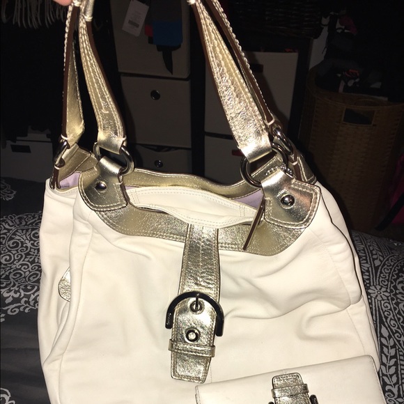 Coach purse and wallet set