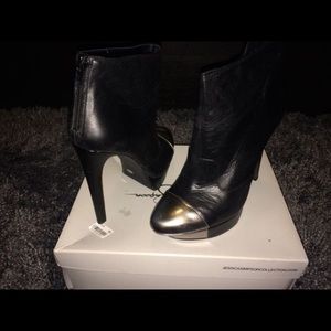 Jessica Simpson Essas