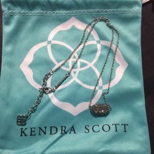 Kendra Scott •Elisa Silver Pendant Necklace•