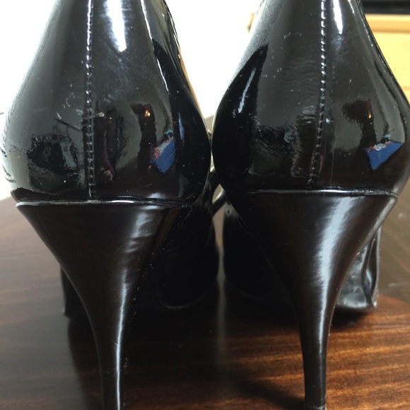 Sam elderman black 3 strap heels - Picture 3 of 4