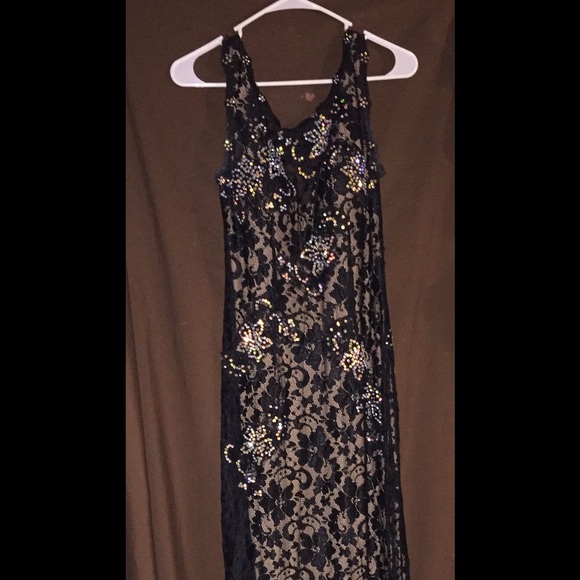 Jovani Prom Dress - Picture 2 of 4