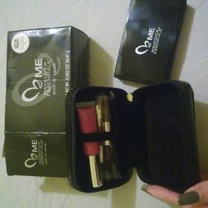 Makeover Essentials makeup