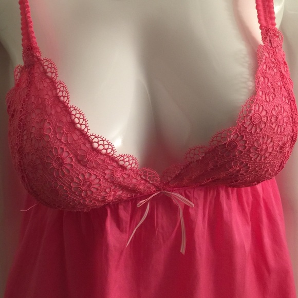 Sleepwear - Picture 2 of 3