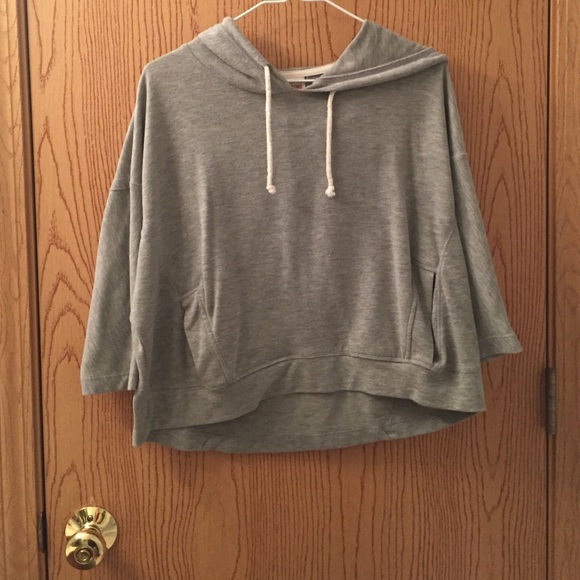 Cropped Sweatshirt