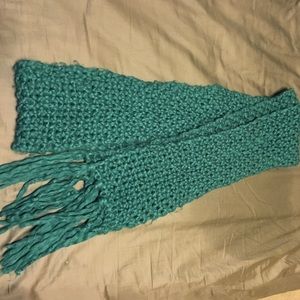 Long teal scarf