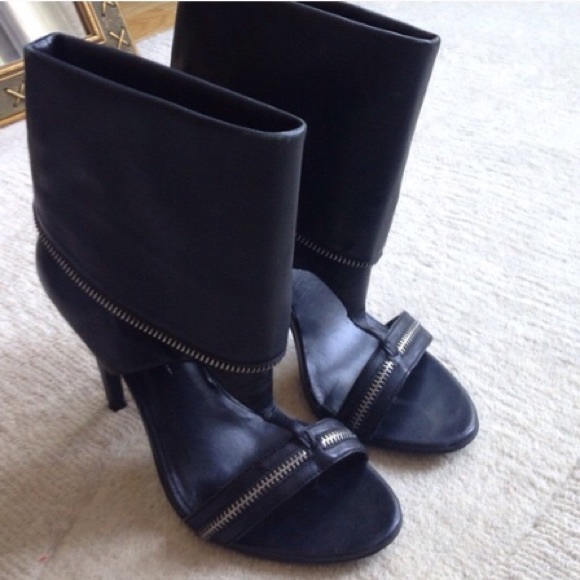 Jessica Simpson - Picture 4 of 4