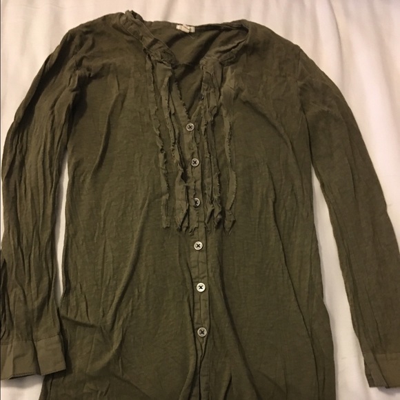 Long sleeve tee