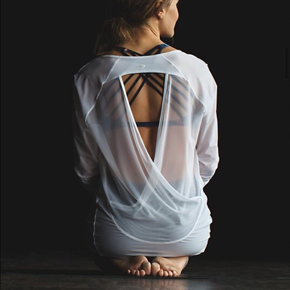 If you're lucky lulu lemon top