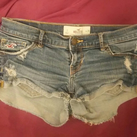 Hollister denim shorts size:3