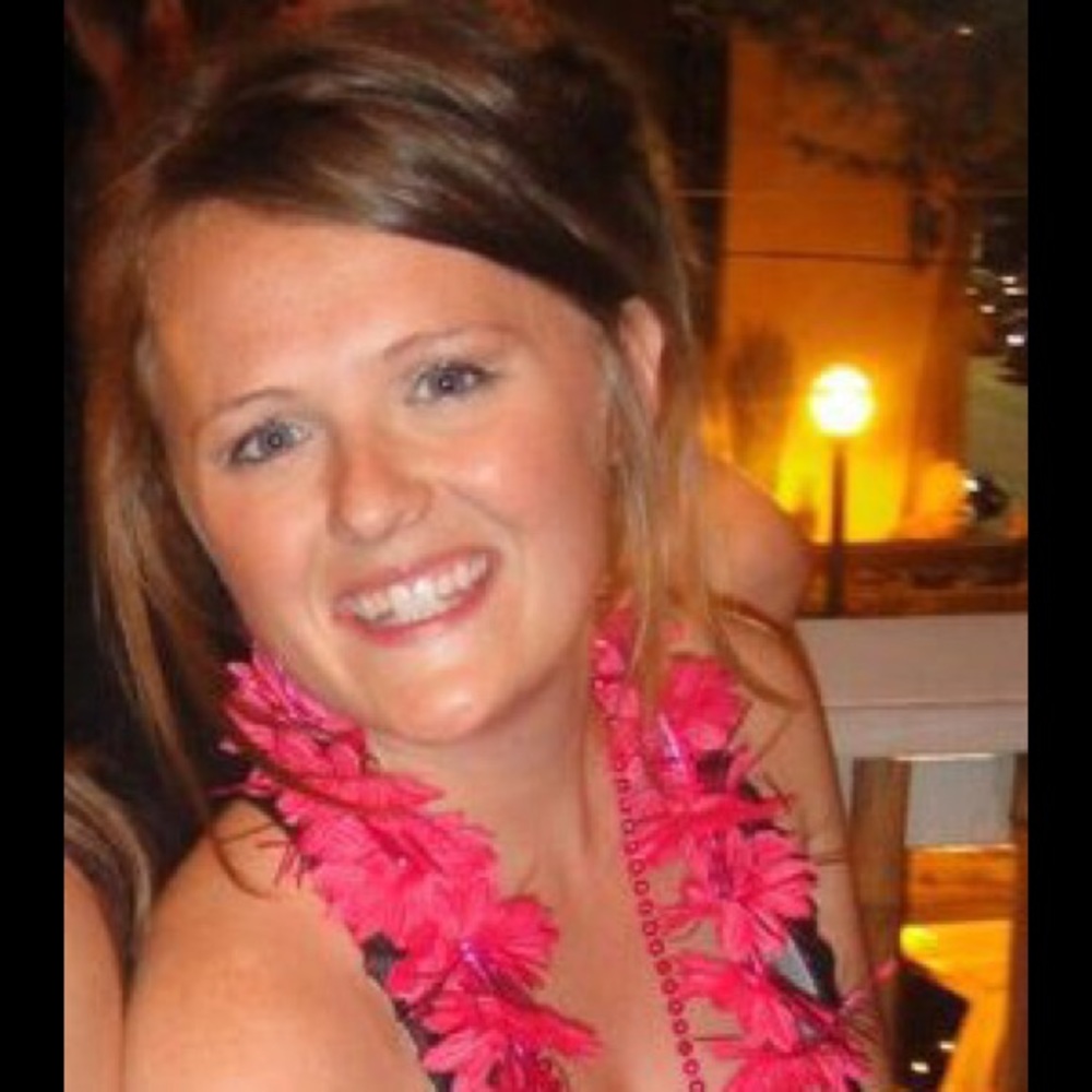 Meet your Posher, Laura