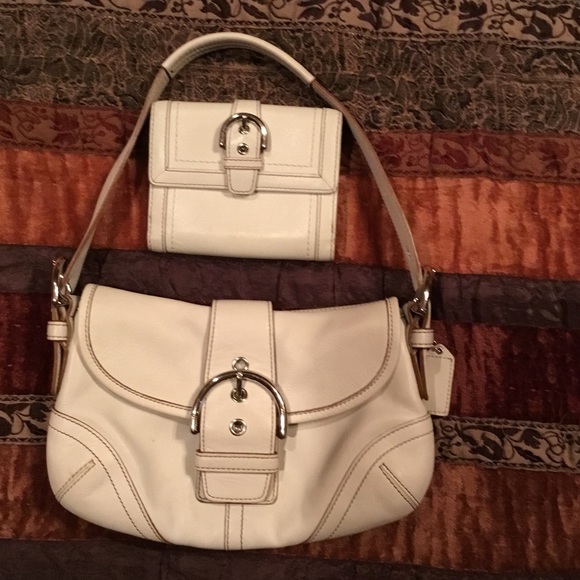 Authentic Coach purse & wallet