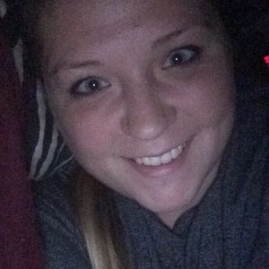 Meet your Posher, Brandi