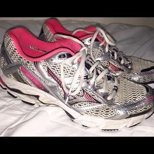 Mizuno Running Shoes