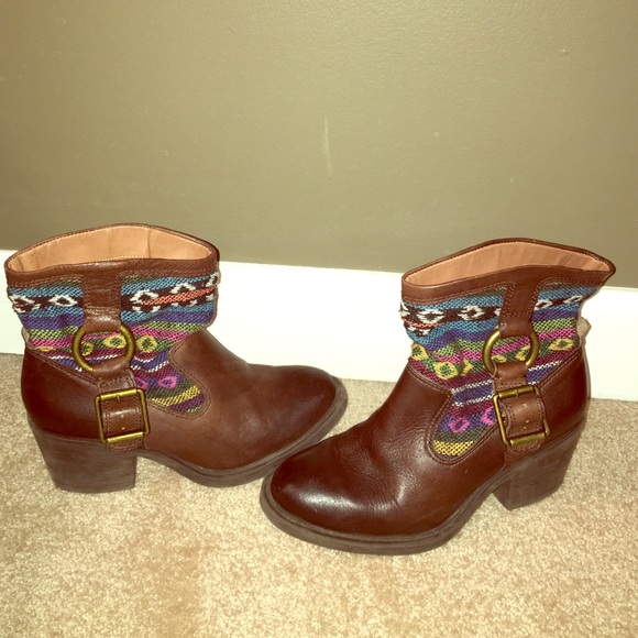 lucky brand boot barely worn