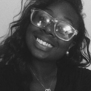 Meet your Posher, Alexis