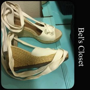 Cute wedge lace up Sperrys