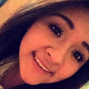 Meet your Posher, Eva