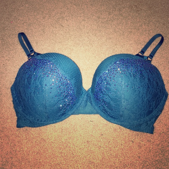 Sold! Brand NEW - VS very sexy push-up 32 DDD