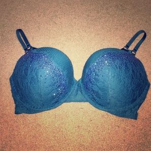 Sold! Brand NEW - VS very sexy push-up 32 DDD