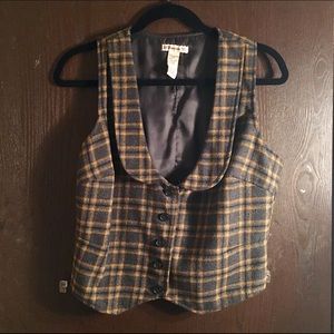 Button Up Vest