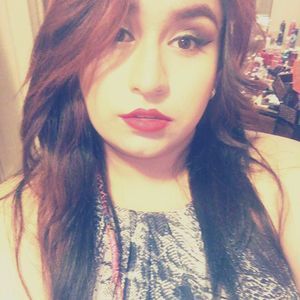 Meet your Posher, Valentina