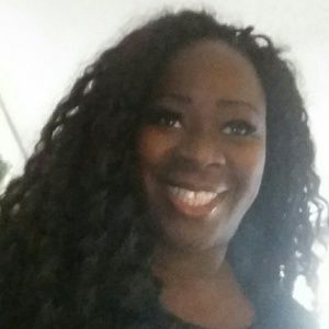 Meet your Posher, Victoria