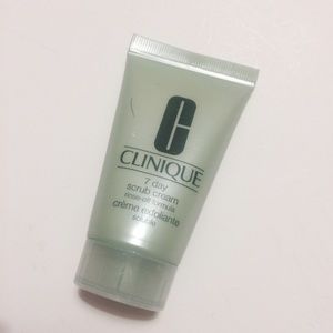 Clinique 7 days scrub cream
