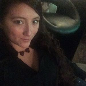 Meet your Posher, Ashlee