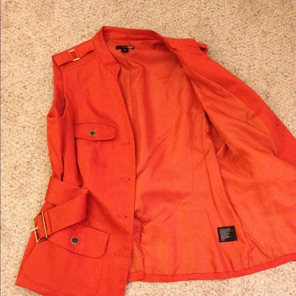 Belted orange vest - Picture 2 of 2