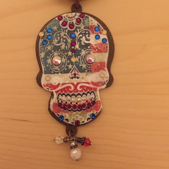 Skull necklace - Picture 2 of 4