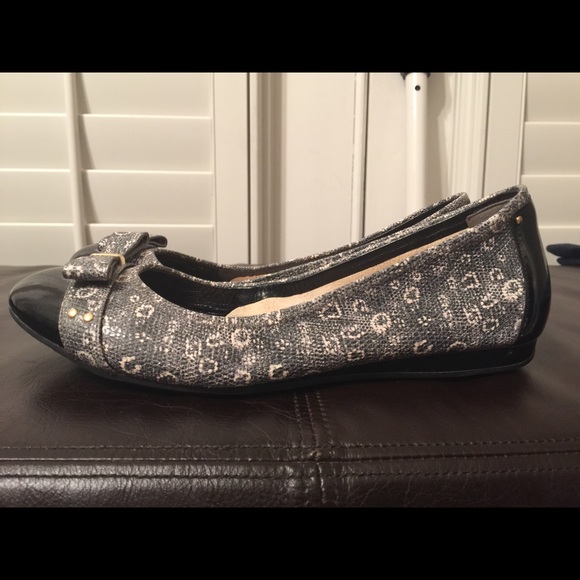 Cole Han flats