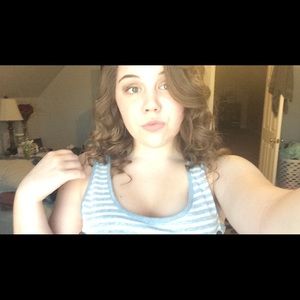 Meet your posher💁🏼