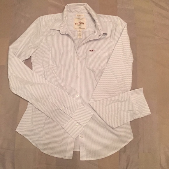 Hollister Fitted Stretch Button Down