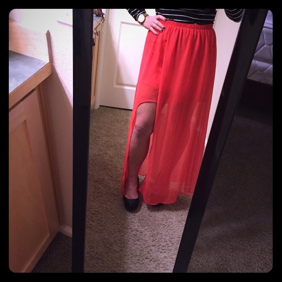 High low sheer skirt - Picture 1 of 1