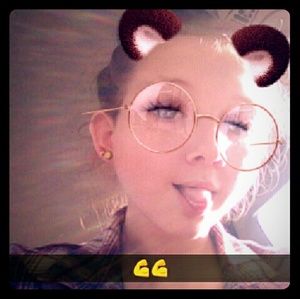 Meet your Posher, Tiffany