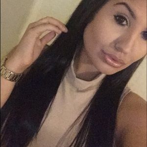 Meet your Posher, Marissa