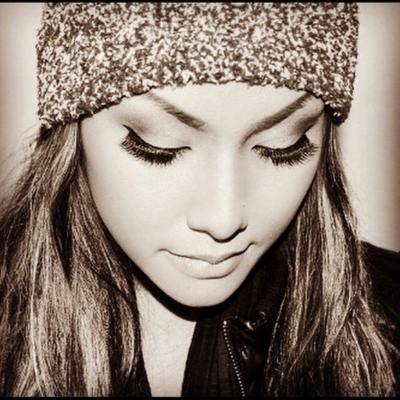 Meet your Posher, Kristen - Picture 1 of 1