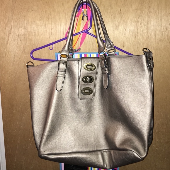 Silver purse