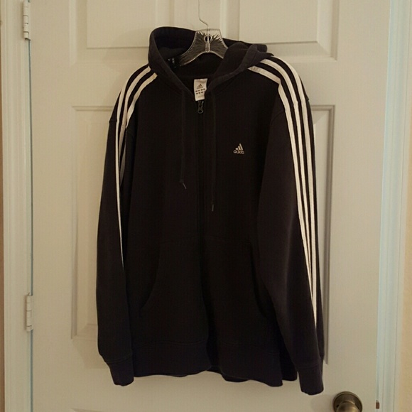 Men's hooded sweater