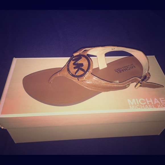 AUTHENTIC 💯 Michael Kors sandals
