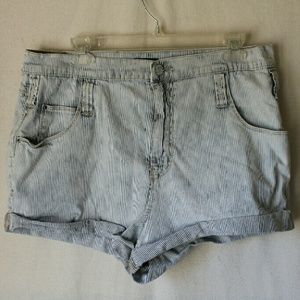 high waisted short