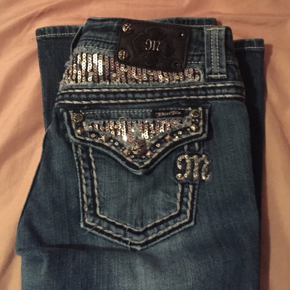 Miss Me Jeans boot cut 29. Inseam 31.