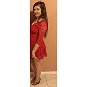 Meet your Posher, Alicia